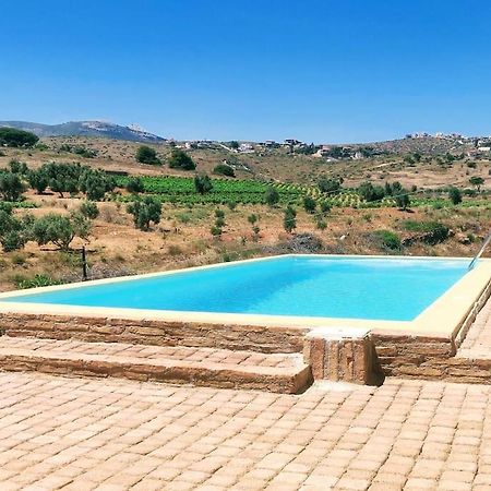 Summer House With A Pool Near Sea, Port & Airport Apartamento Rafína Exterior foto