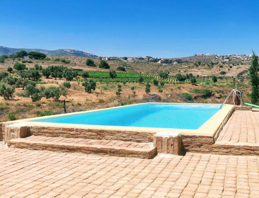 Summer House With A Pool Near Sea, Port & Airport Apartamento Rafína Exterior foto