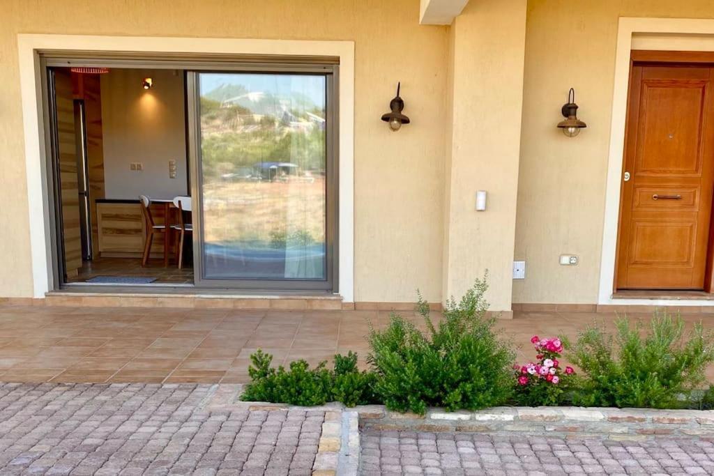 Summer House With A Pool Near Sea, Port & Airport Apartamento Rafína Exterior foto